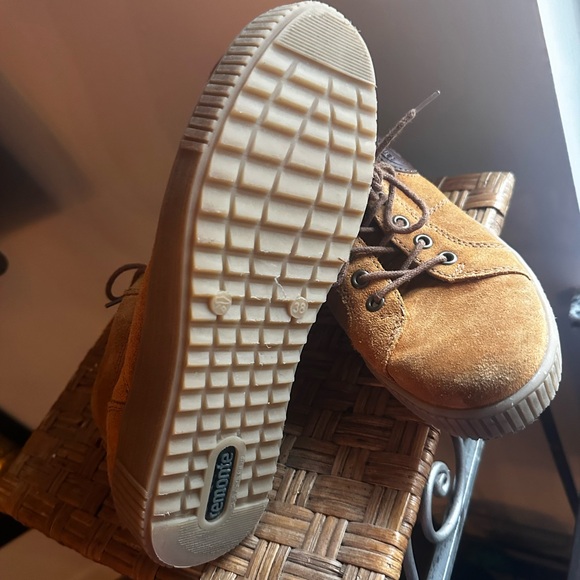 Remonte High-Top Sneakers - Picture 6 of 12